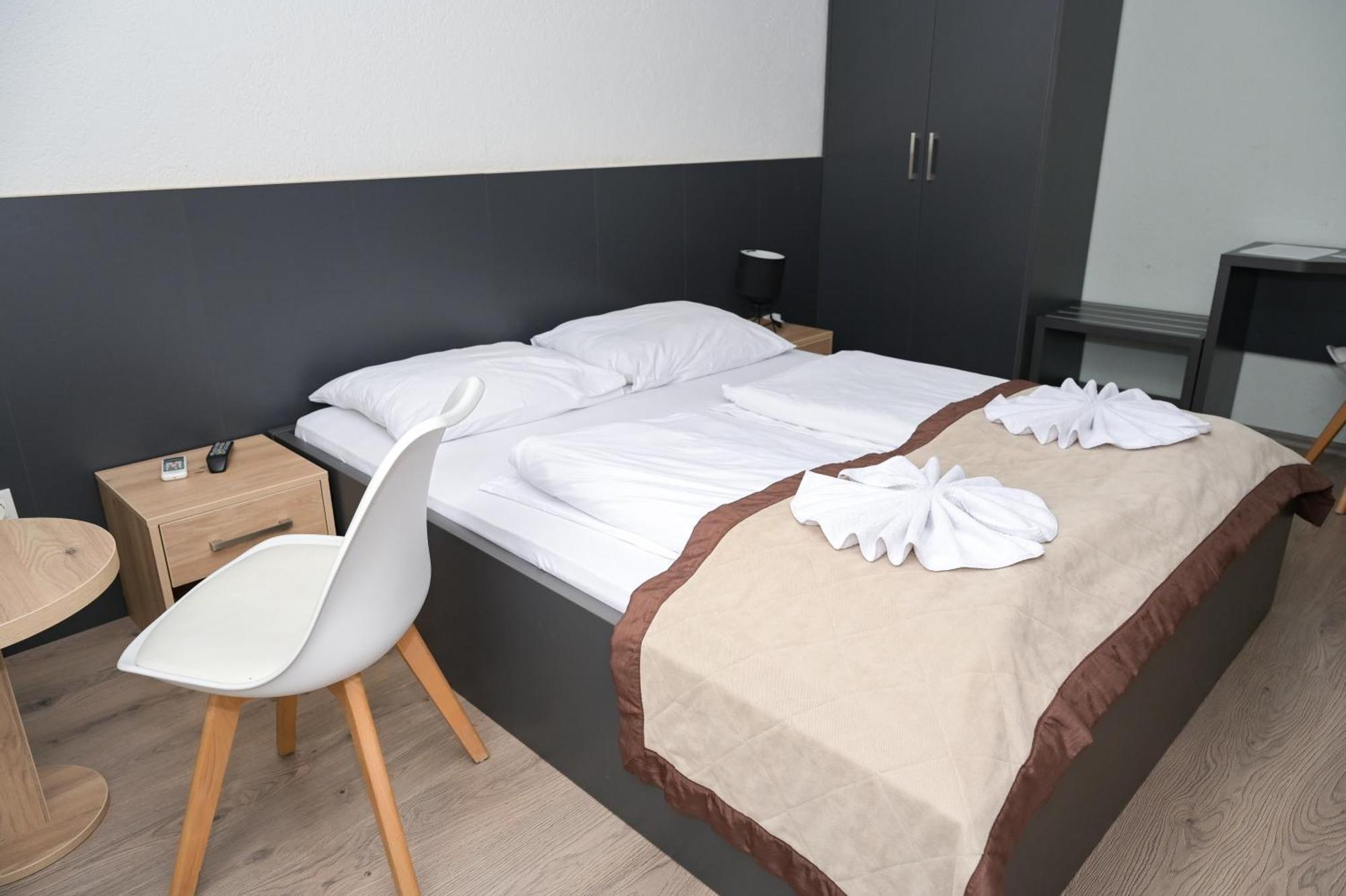 Motel Plaza Jajce Bagian luar foto