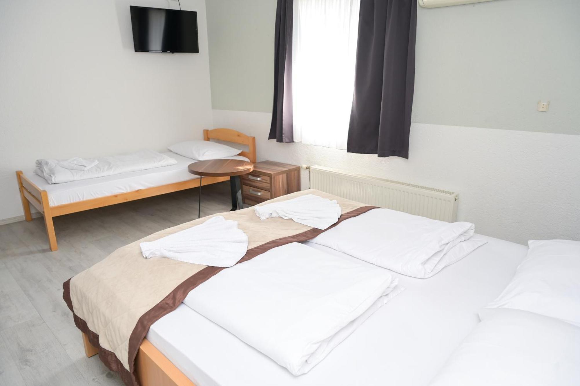 Motel Plaza Jajce Bagian luar foto