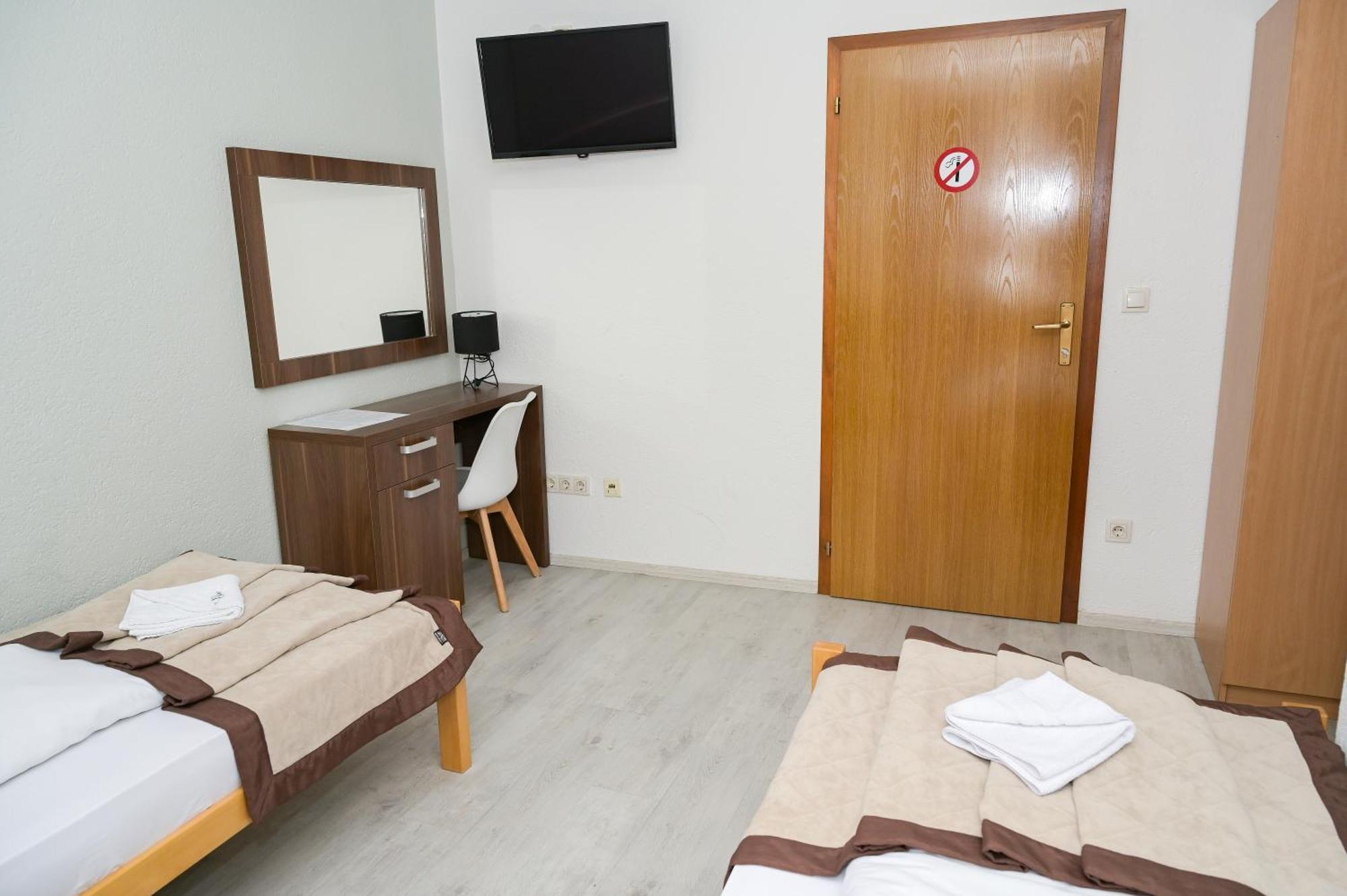 Motel Plaza Jajce Bagian luar foto