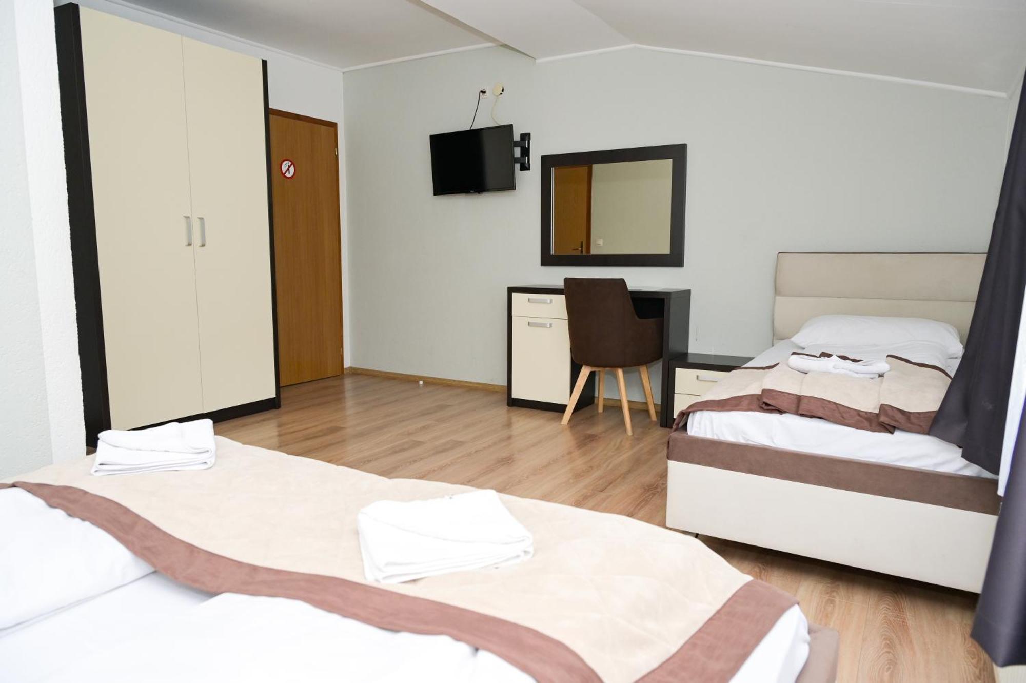 Motel Plaza Jajce Bagian luar foto